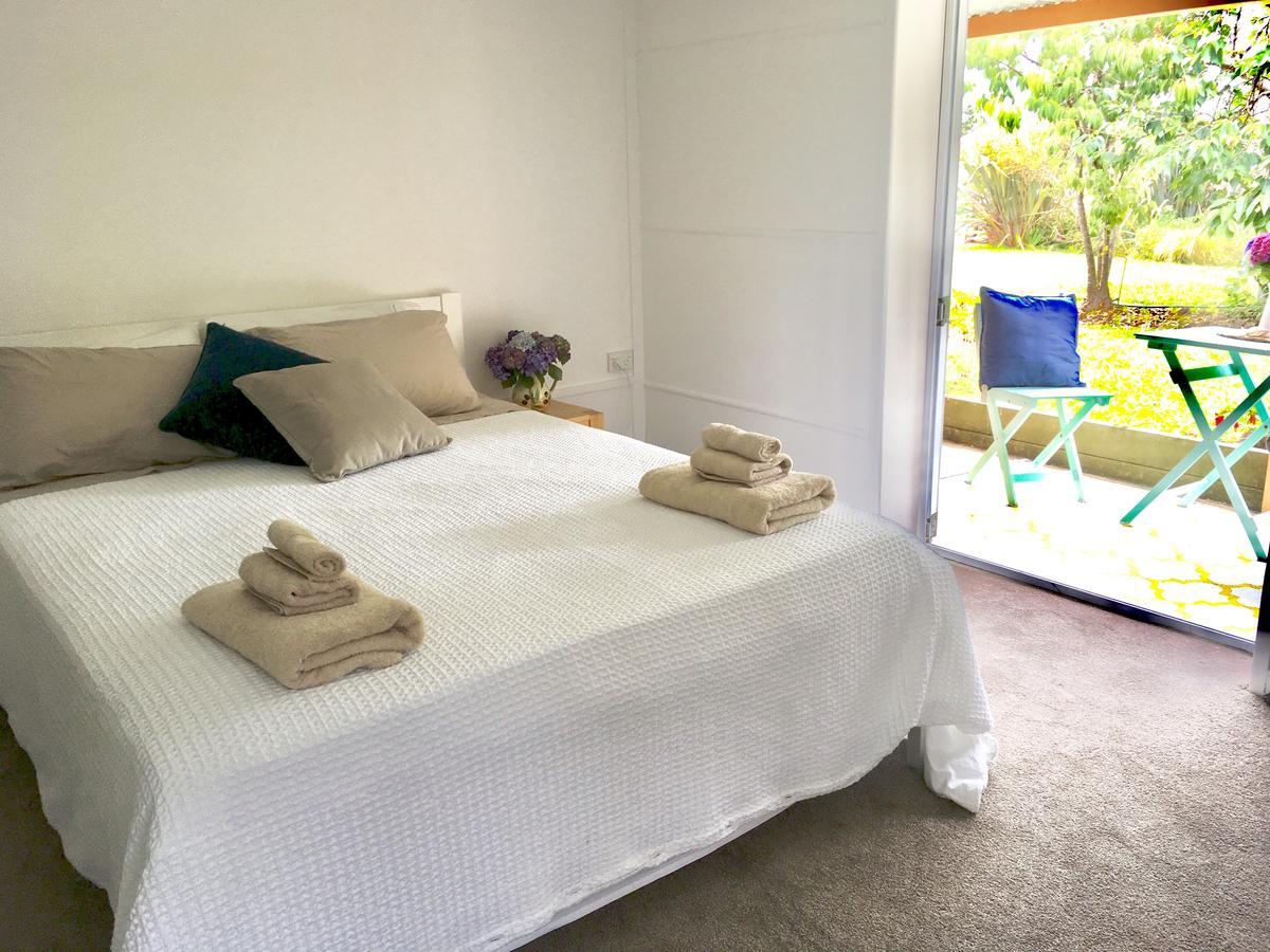 Bed and Breakfast Oneroa Gardens Екстер'єр фото